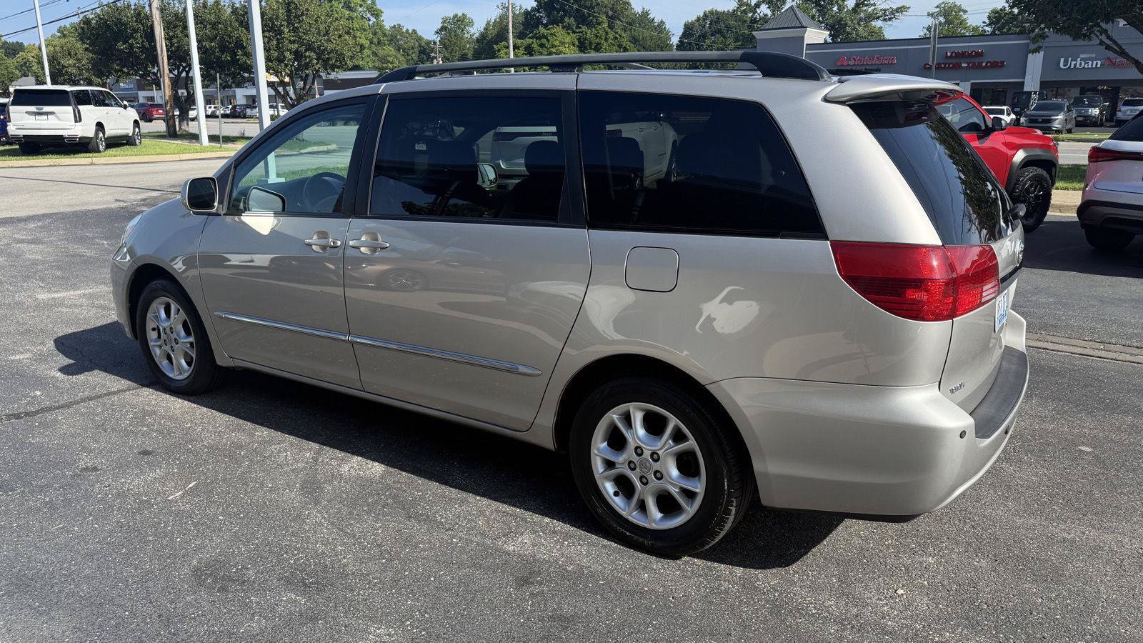 Used 2004 Toyota Sienna XLE Limited FWD image 6
