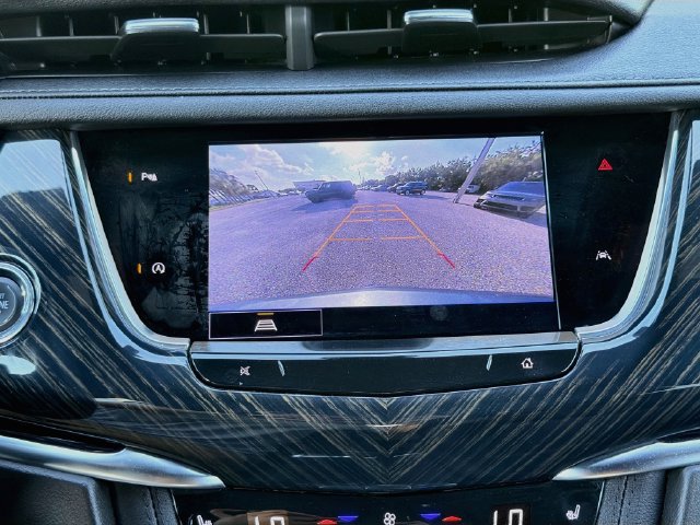 Used 2024 Cadillac XT6 Premium Luxury FWD image 38