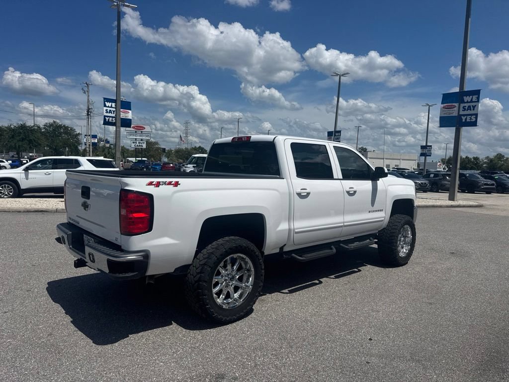 Used 2018 Chevrolet Silverado 1500 LT w/ All Star Edition AWD/4WD image 4