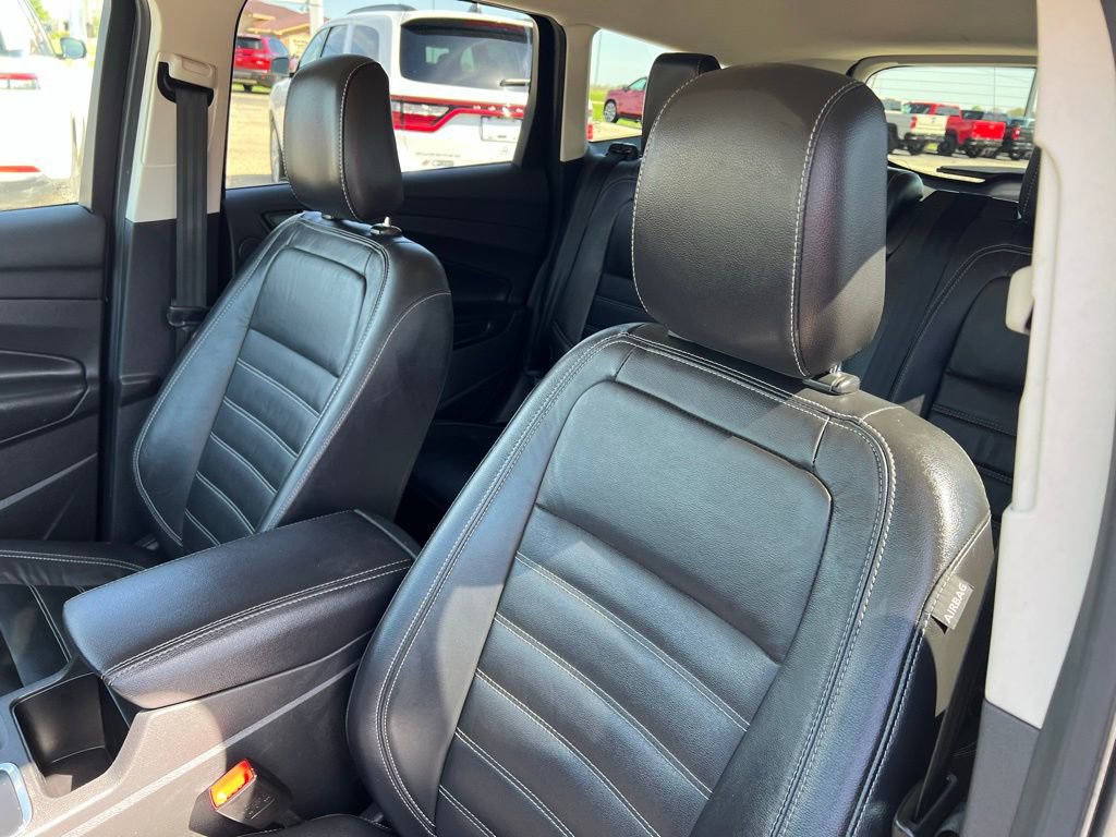 Used 2018 Ford Escape Titanium FWD image 32