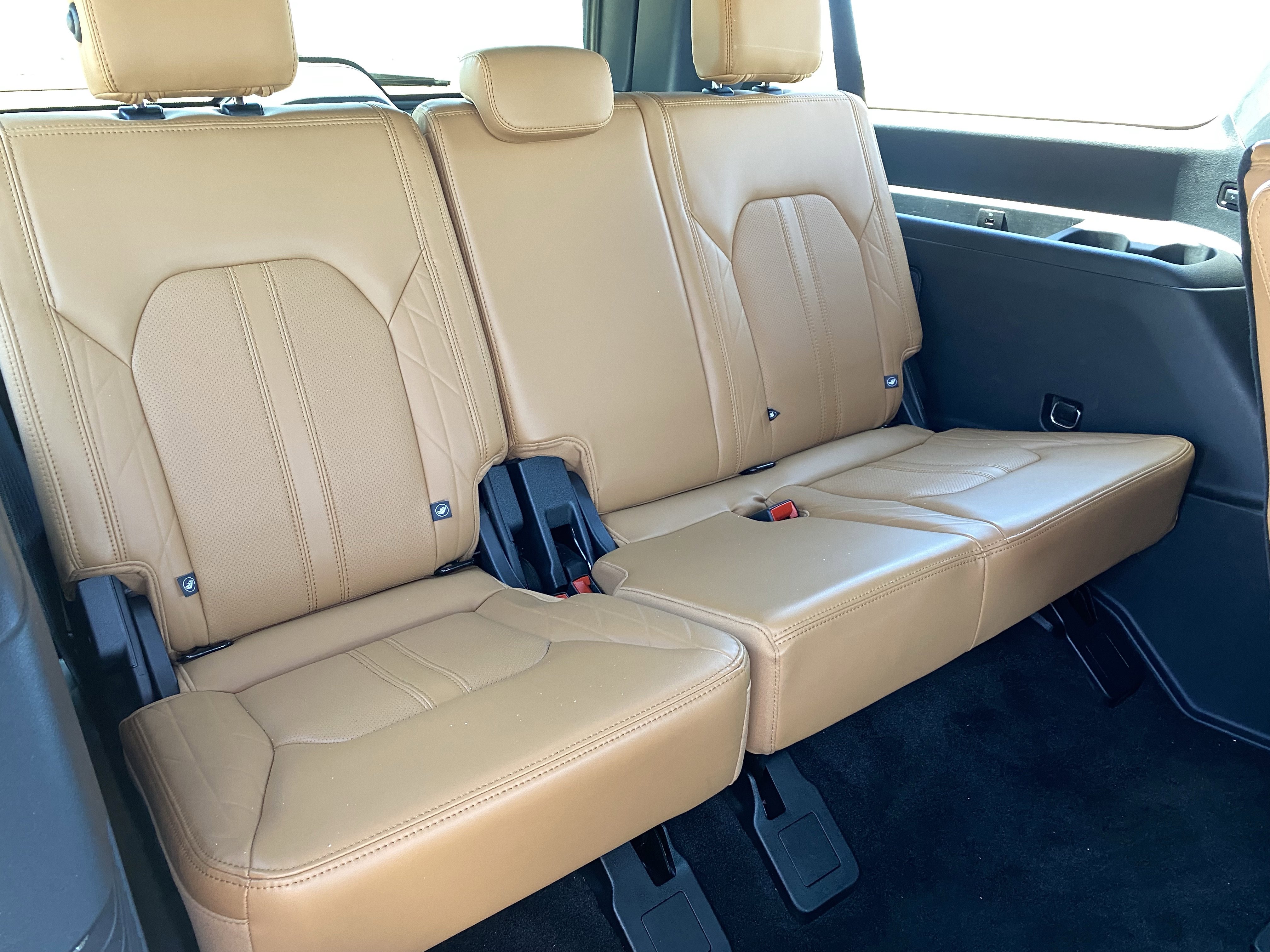 Used 2022 Ford Expedition Max Platinum AWD/4WD image 14