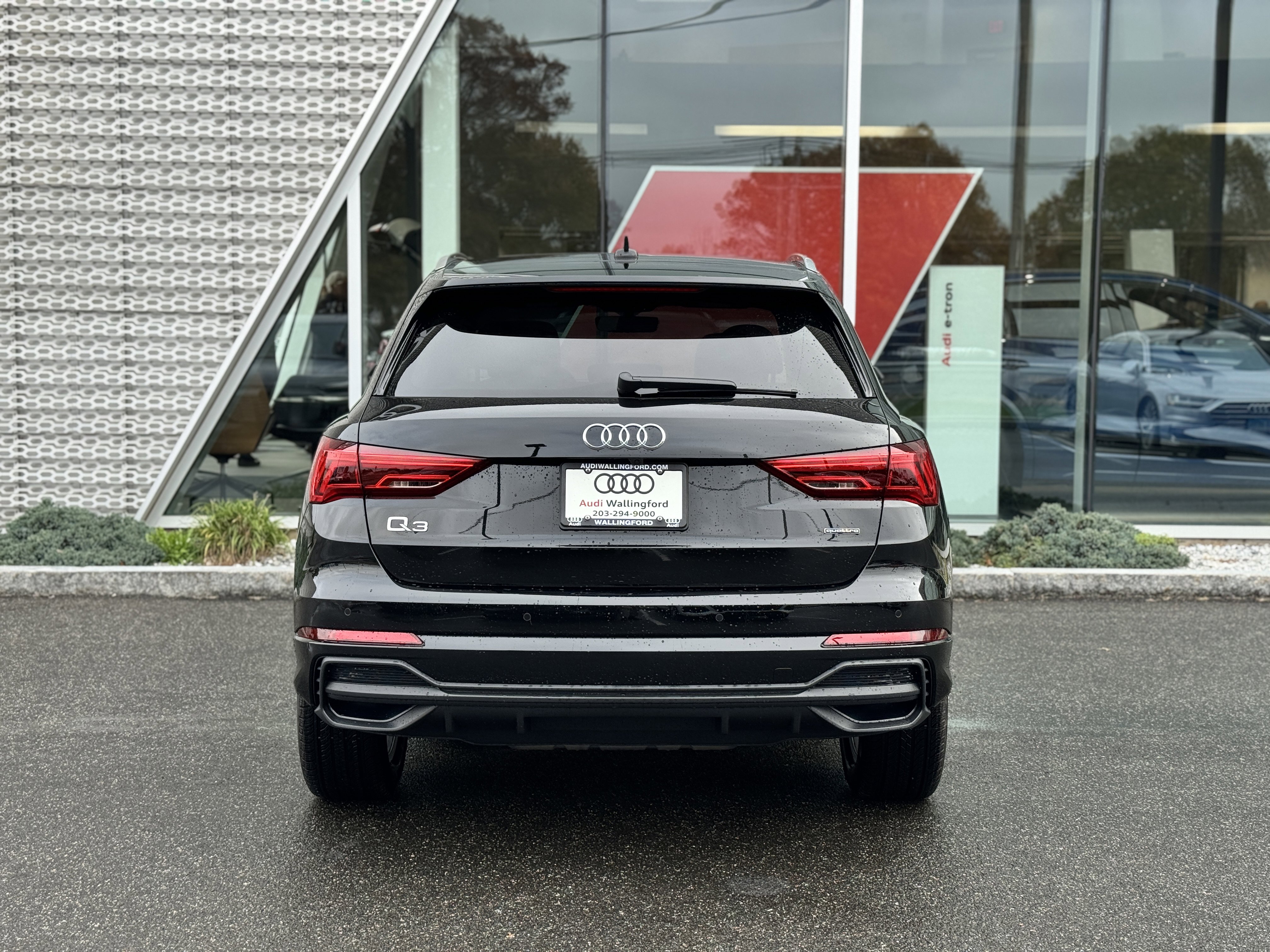 New 2025 Audi Q3 2.0T Premium image 9