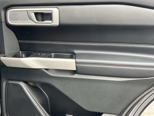 Certified 2022 Ford Explorer Limited w/ Equipment Group 301A image 24