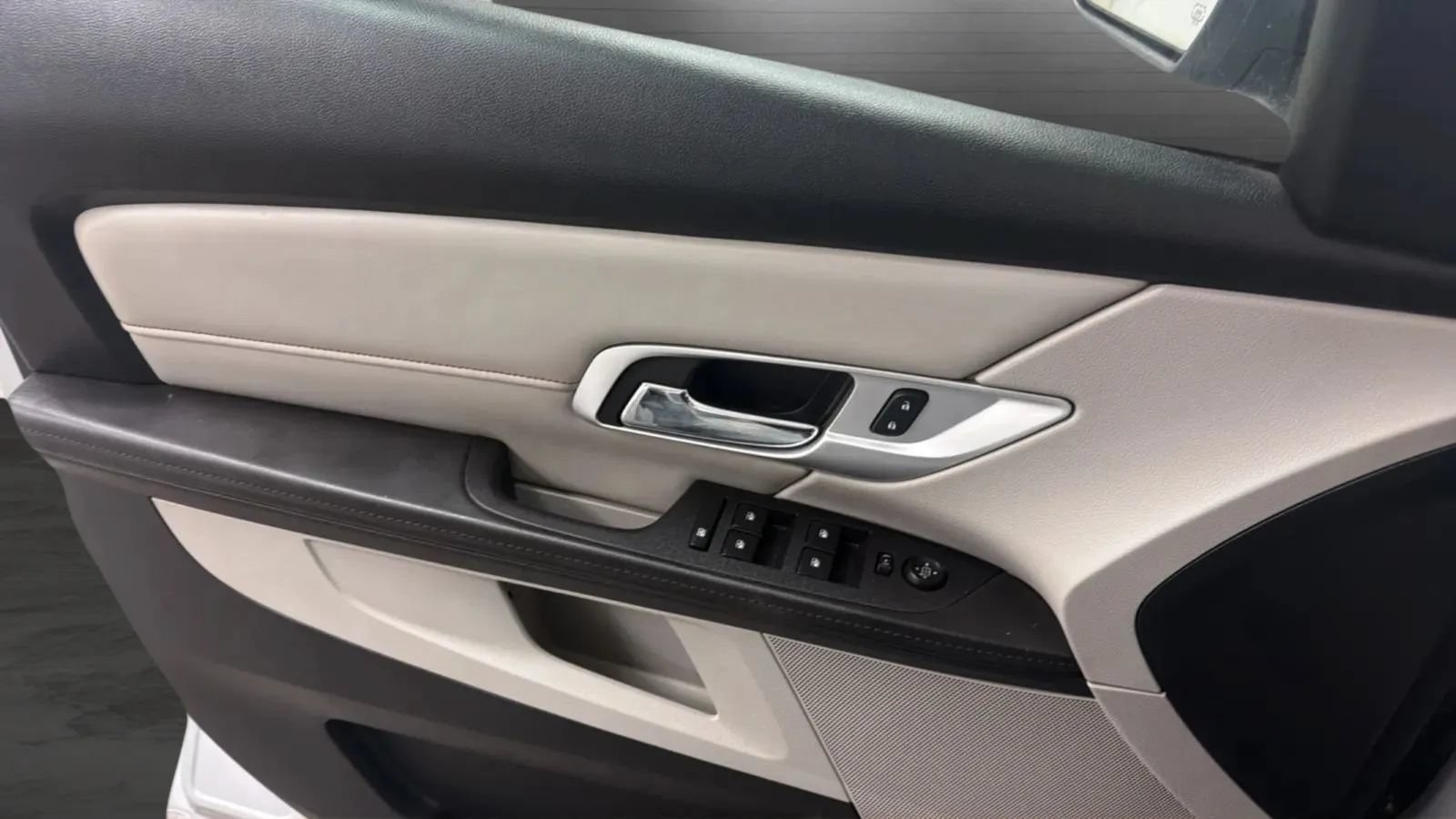 Used 2016 GMC Terrain SLE FWD image 16