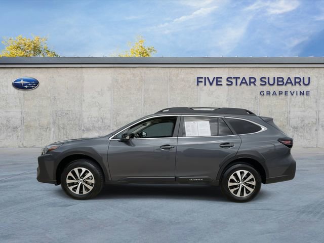 Used 2025 Subaru Outback Premium image 5