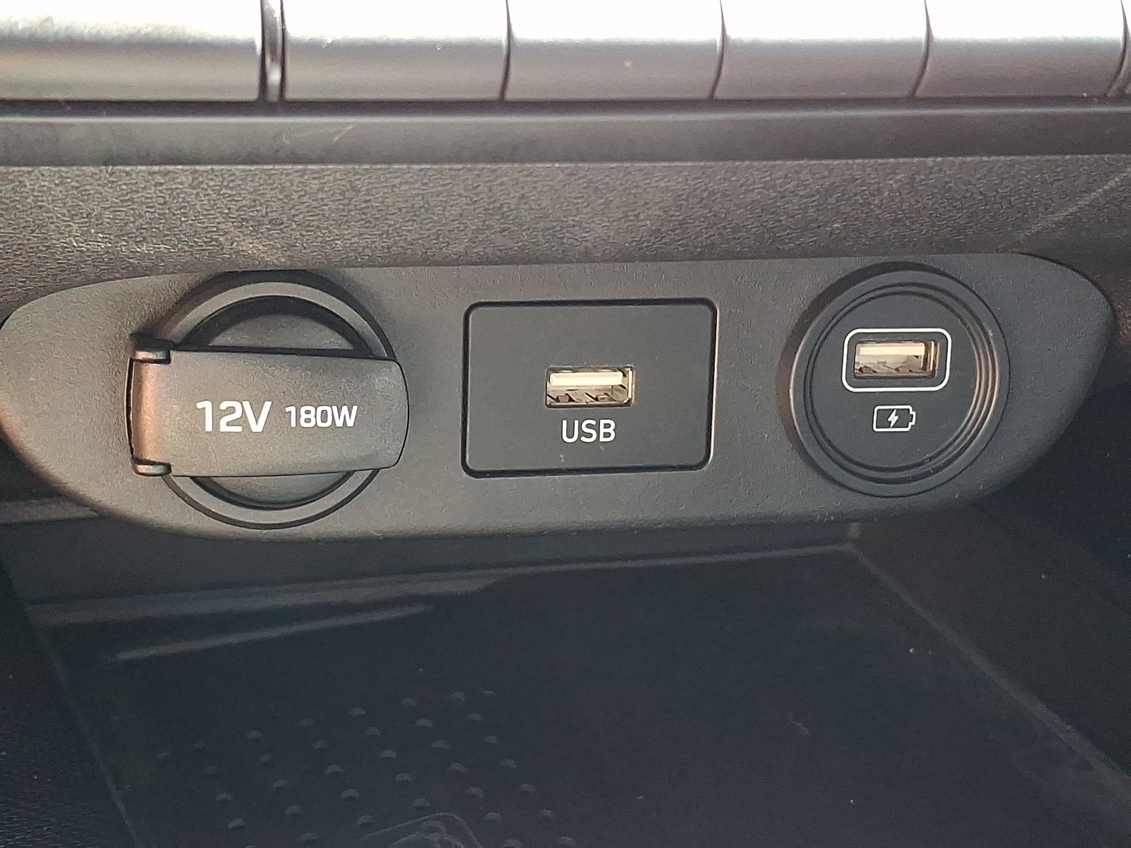 Used 2023 Hyundai Elantra SEL w/ Convenience Package FWD image 24