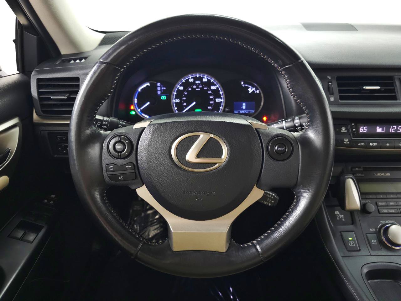 Used 2015 Lexus CT 200h FWD image 18