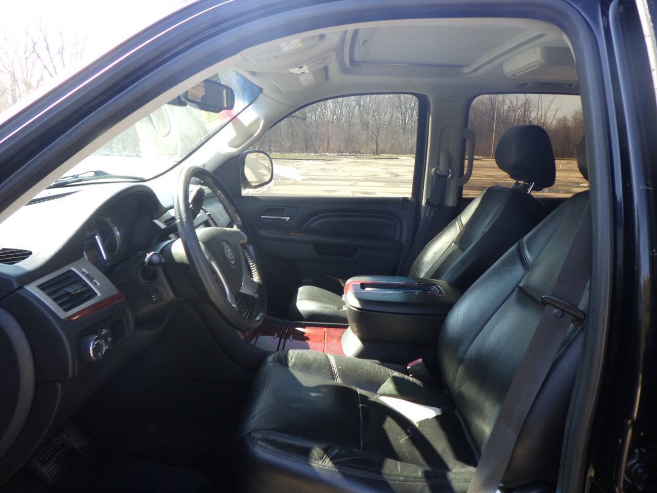 Used 2012 Cadillac Escalade ESV Premium AWD/4WD image 10