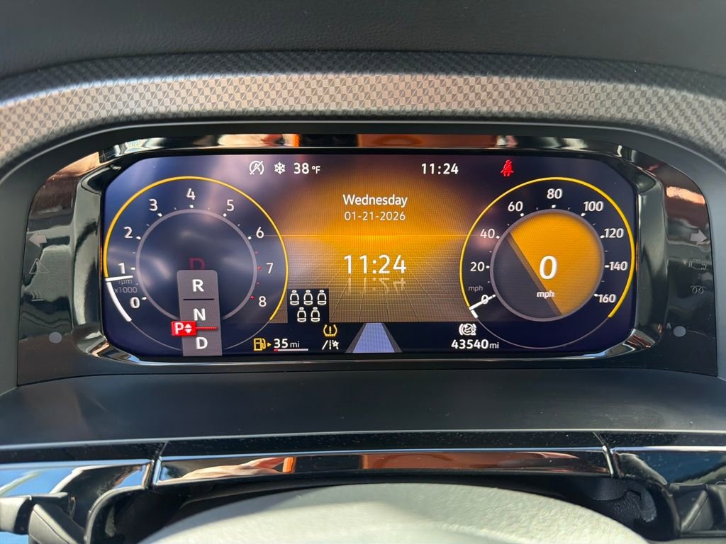 Certified 2024 Volkswagen Atlas Peak Edition SE image 18