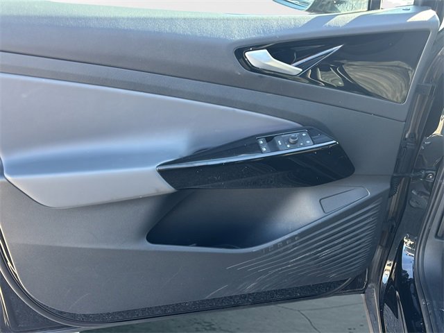 Used 2022 Volkswagen ID.4 Pro image 21