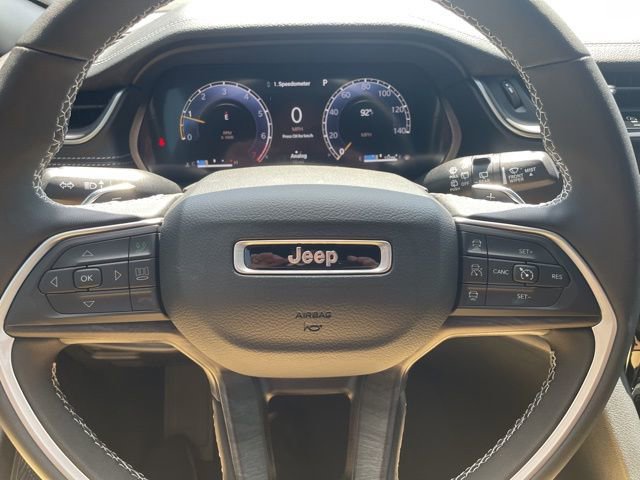 New 2025 Jeep Grand Cherokee Limited image 10