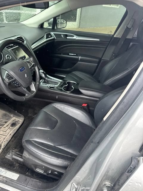 Used 2016 Ford Fusion Titanium FWD image 17