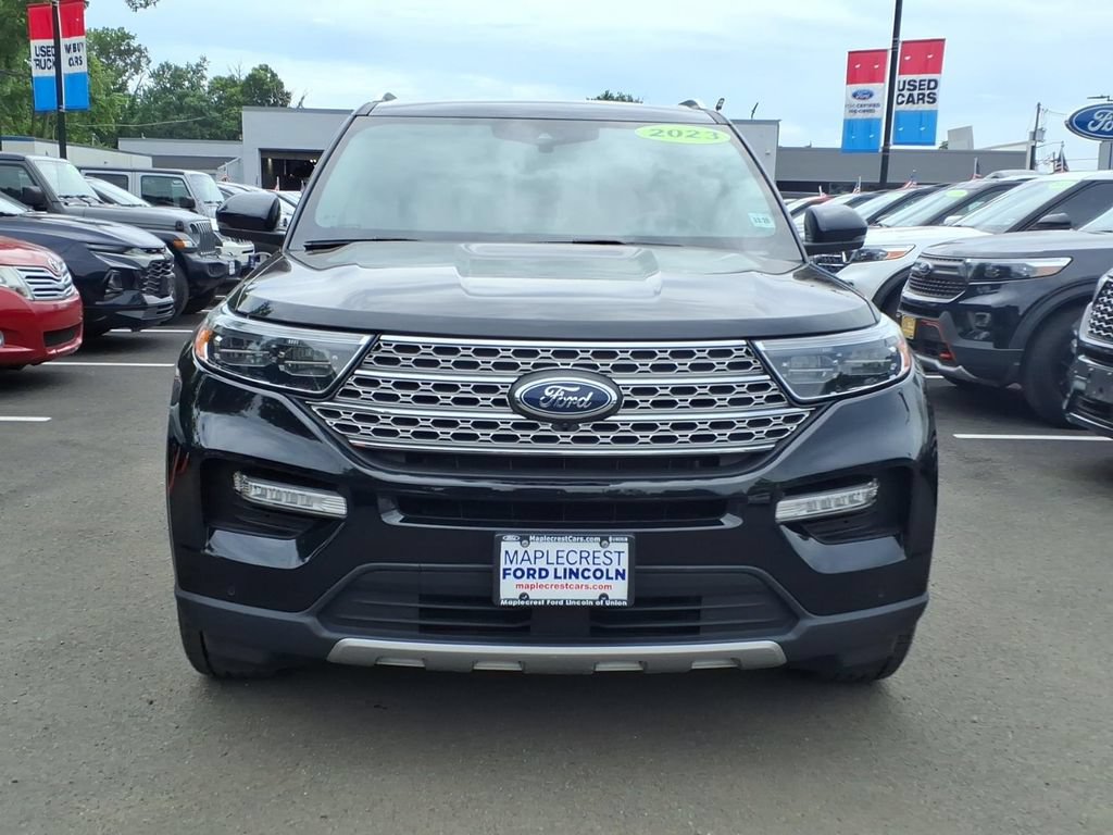 Certified 2023 Ford Explorer Limited w/ Limited Technology Package AWD/4WD image 21