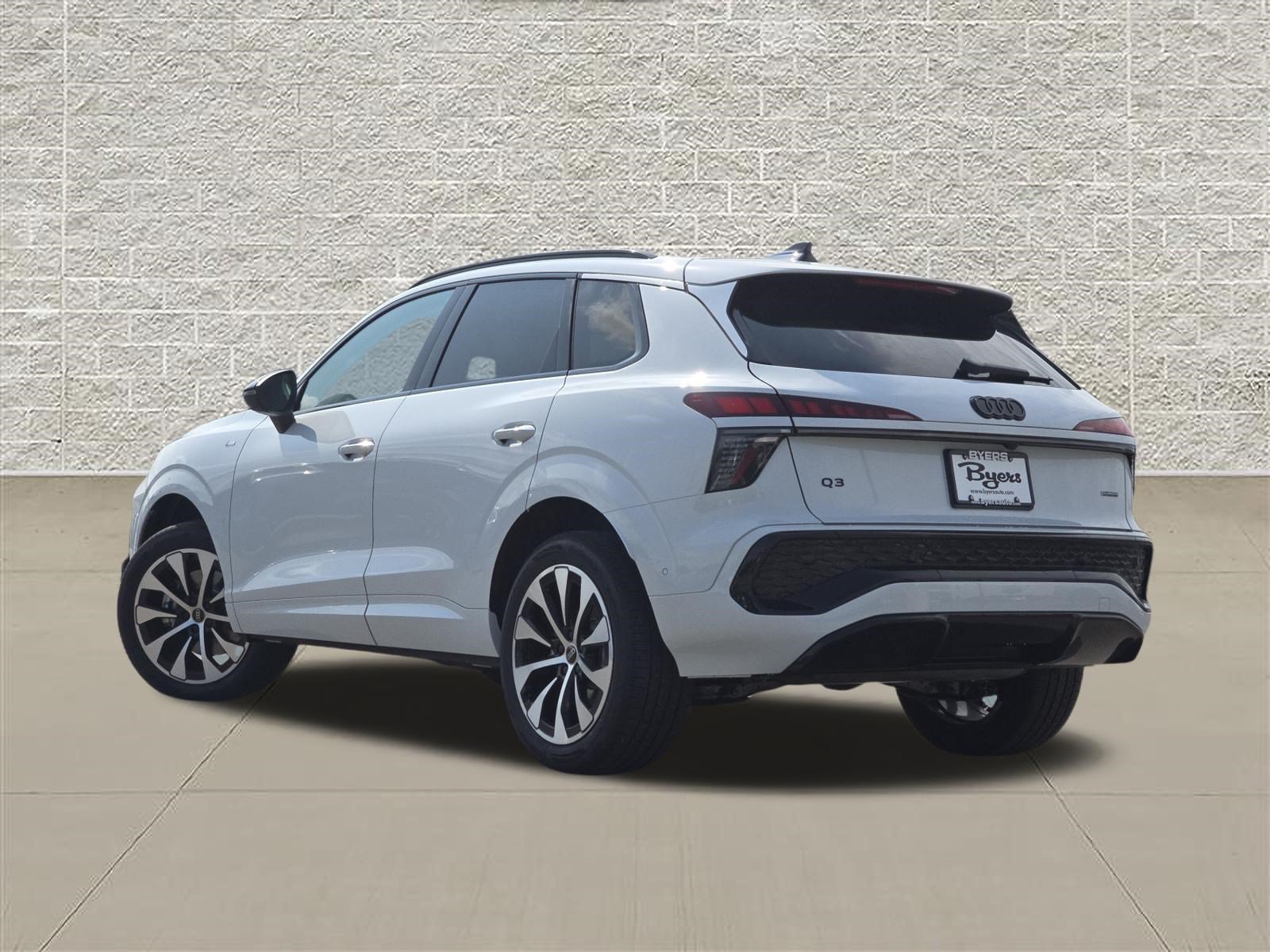 New 2026 Audi Q3 quattro 2.0T AWD/4WD image 5