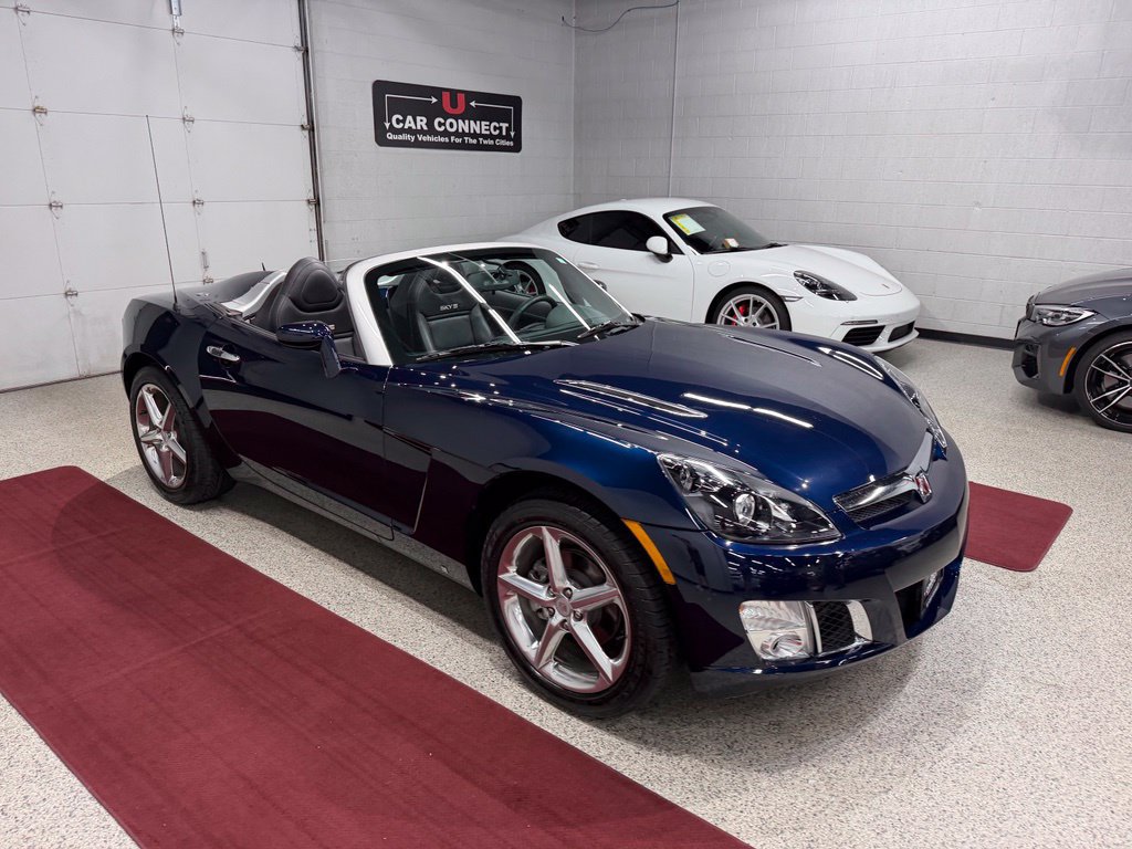 Used 2007 Saturn Sky Red Line RWD image 9