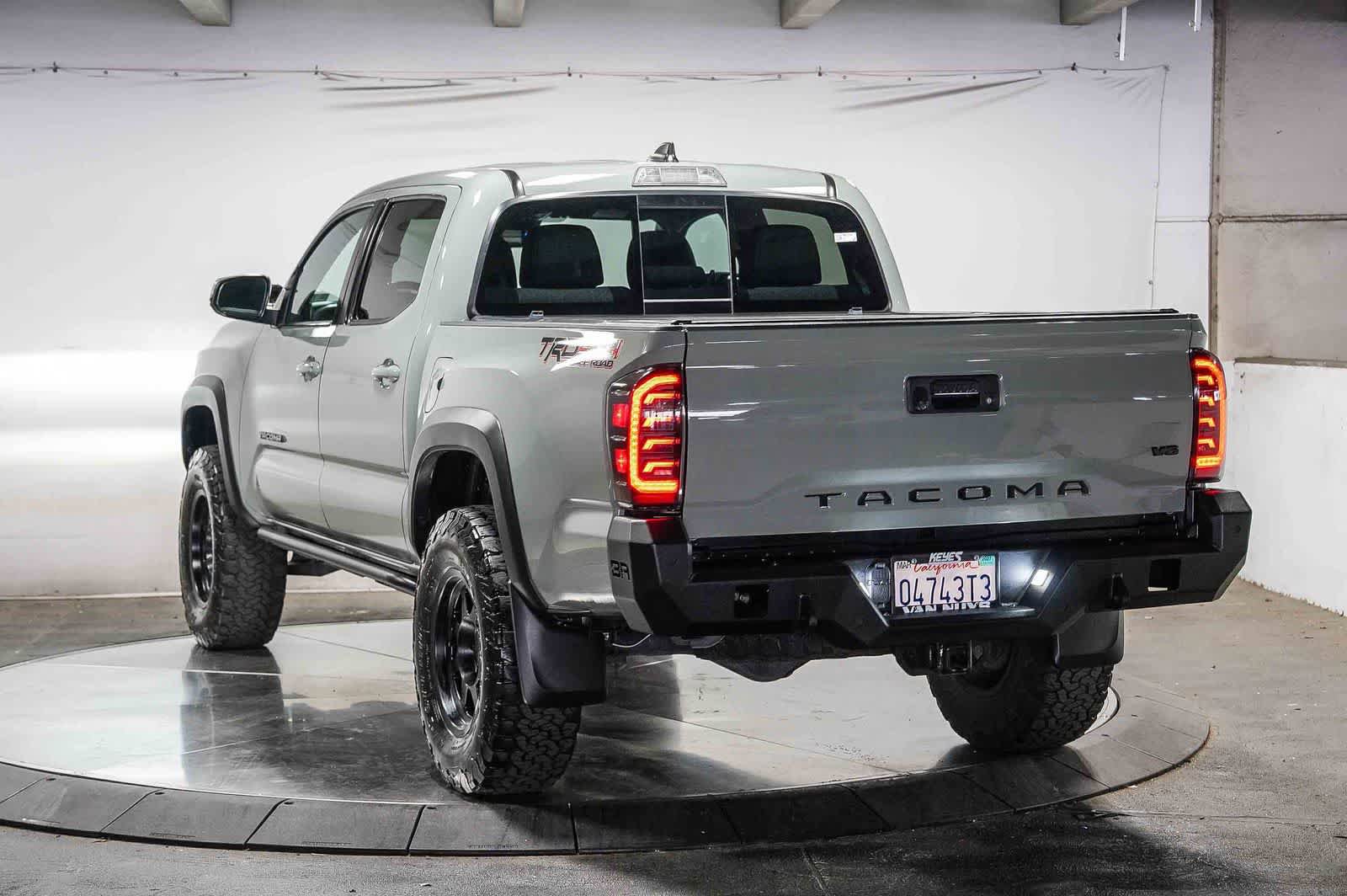 Used 2023 Toyota Tacoma TRD Off-Road AWD/4WD image 2