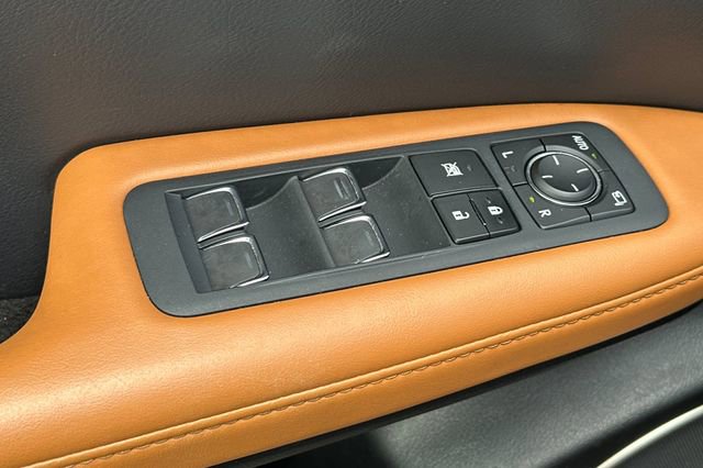 Used 2022 Lexus RX 350L Premium w/ Premium Package AWD/4WD image 13