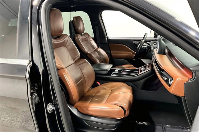 Used 2021 Lincoln Aviator Reserve w/ Equipment Group 202A image 30