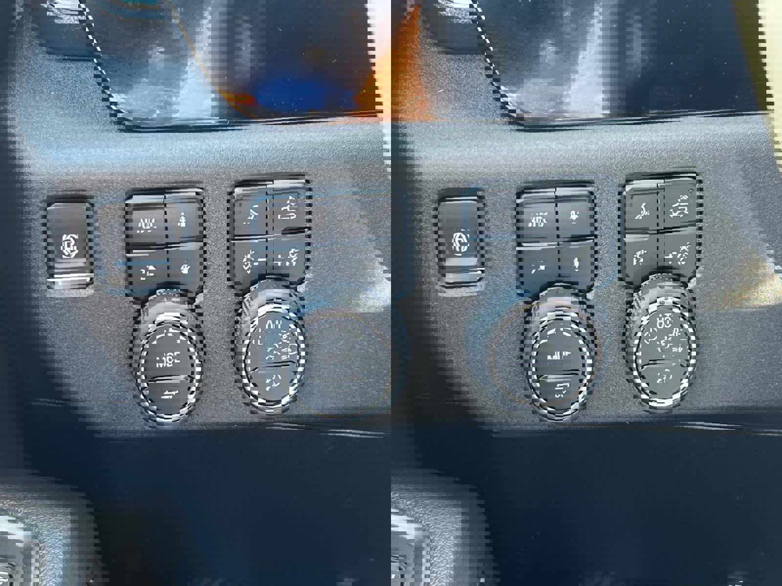 Certified 2025 Chevrolet Silverado 2500 High Country image 21