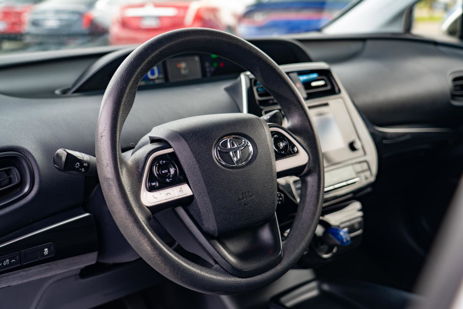 Used 2016 Toyota Prius Two image 11