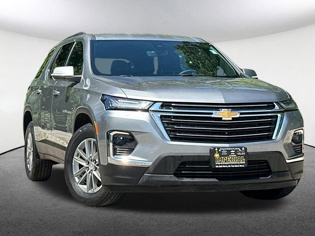 Certified 2023 Chevrolet Traverse LT w/ Rear Camera Mirror Package AWD/4WD image 2