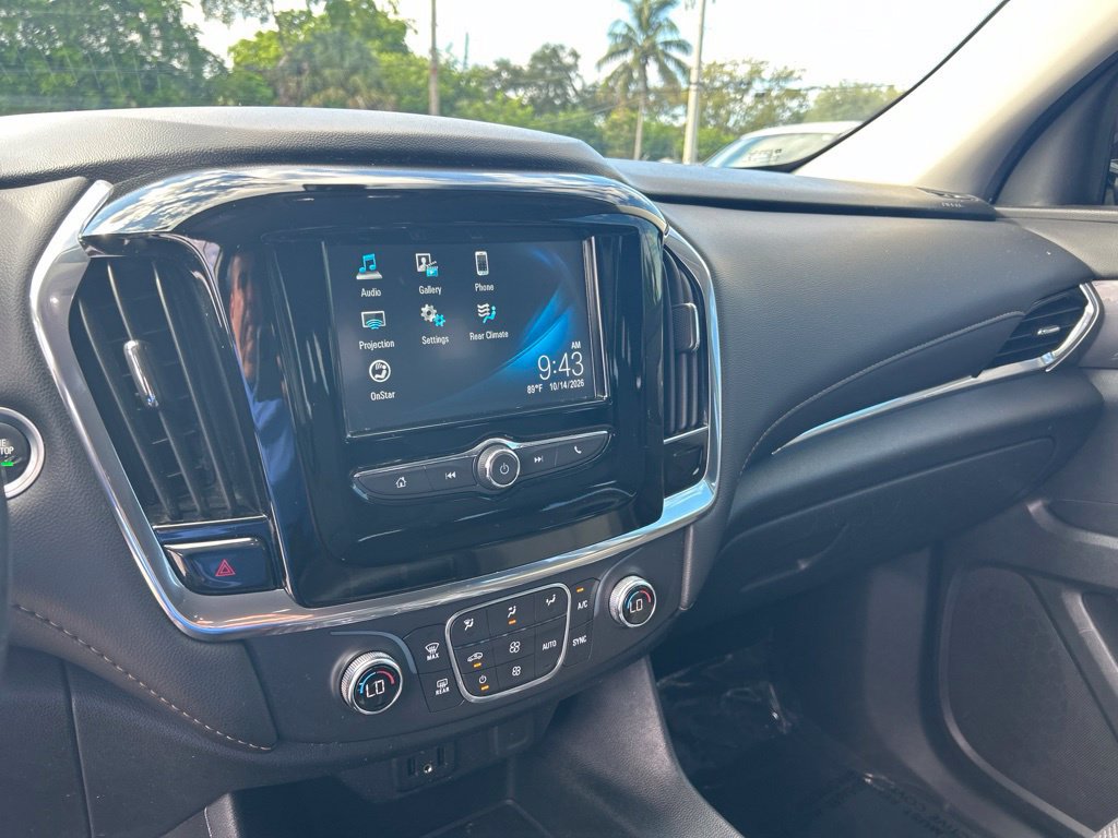Used 2019 Chevrolet Traverse LT FWD image 12