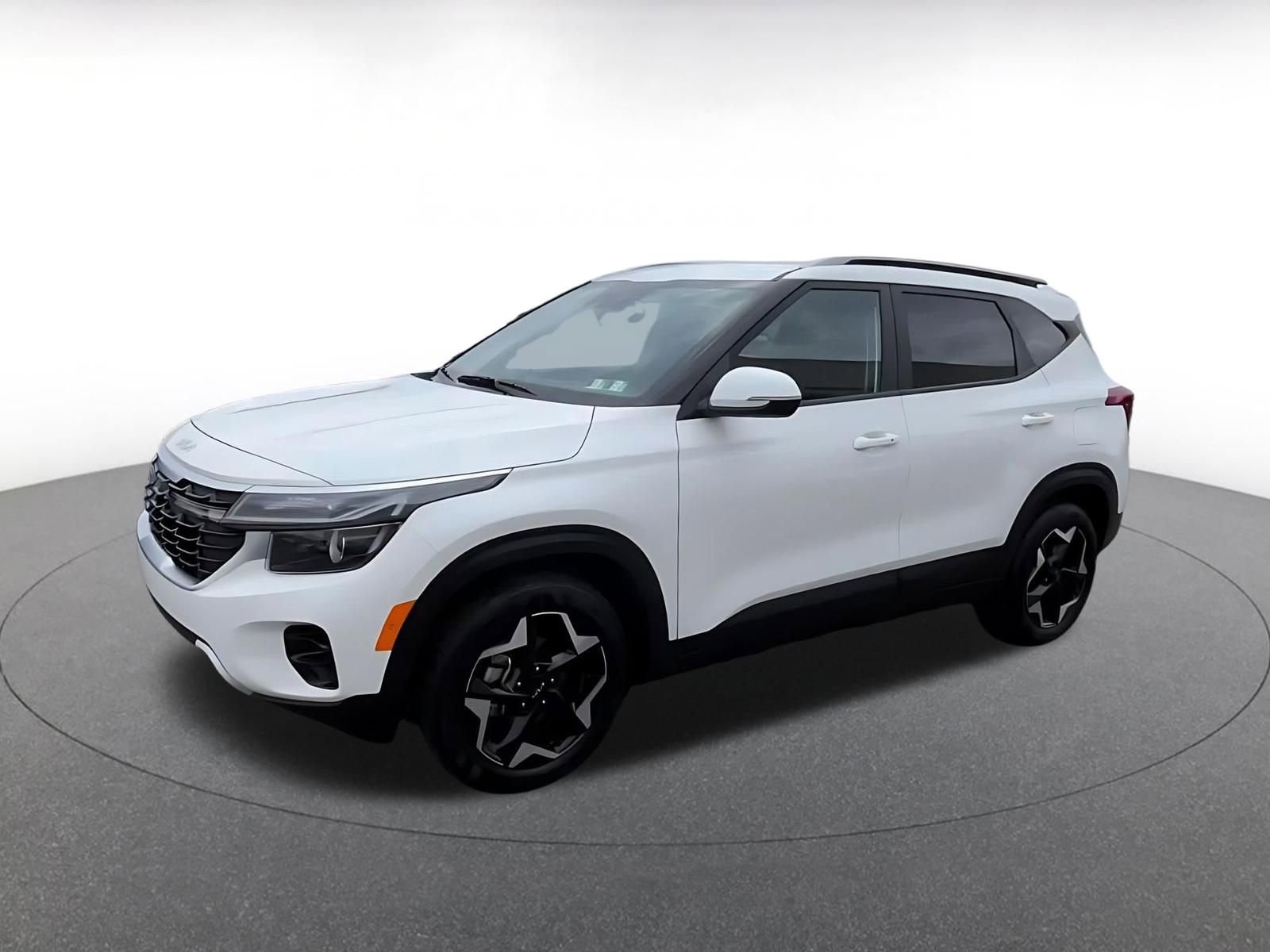 Used 2025 Kia Seltos S image 8