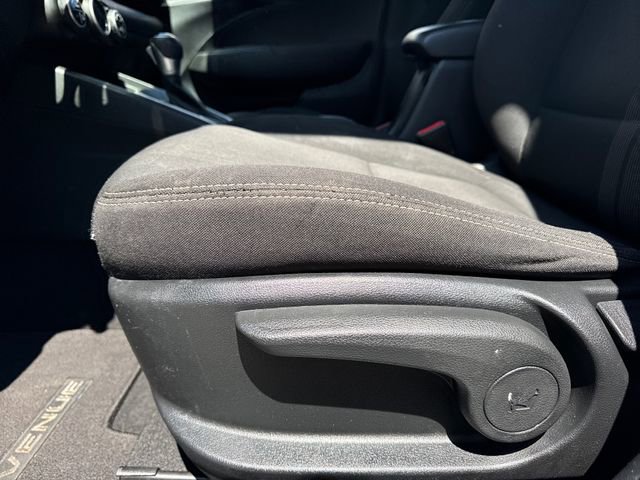 Used 2020 Hyundai Venue SEL image 14