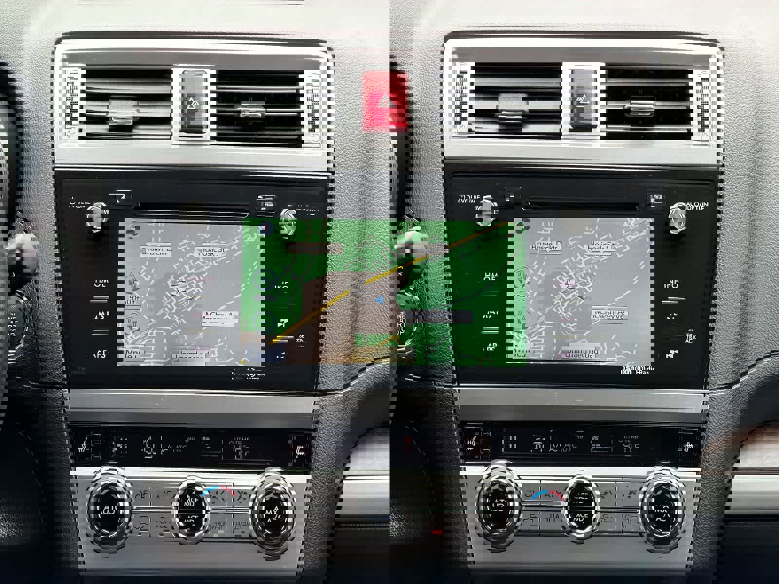 Used 2017 Subaru Outback 3.6R Limited image 29