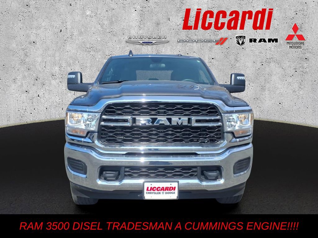 Used 2024 RAM 3500 Tradesman w/ Chrome Appearance Group AWD/4WD image 2