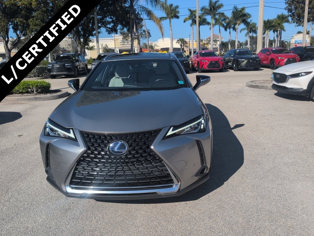 Used 2021 Lexus UX 250h w/ Premium Package image 3