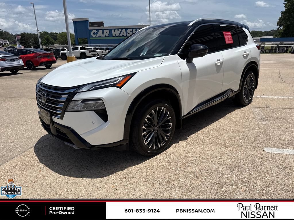 Certified 2024 Nissan Rogue Platinum w/ Platinum Premium Package FWD image 2