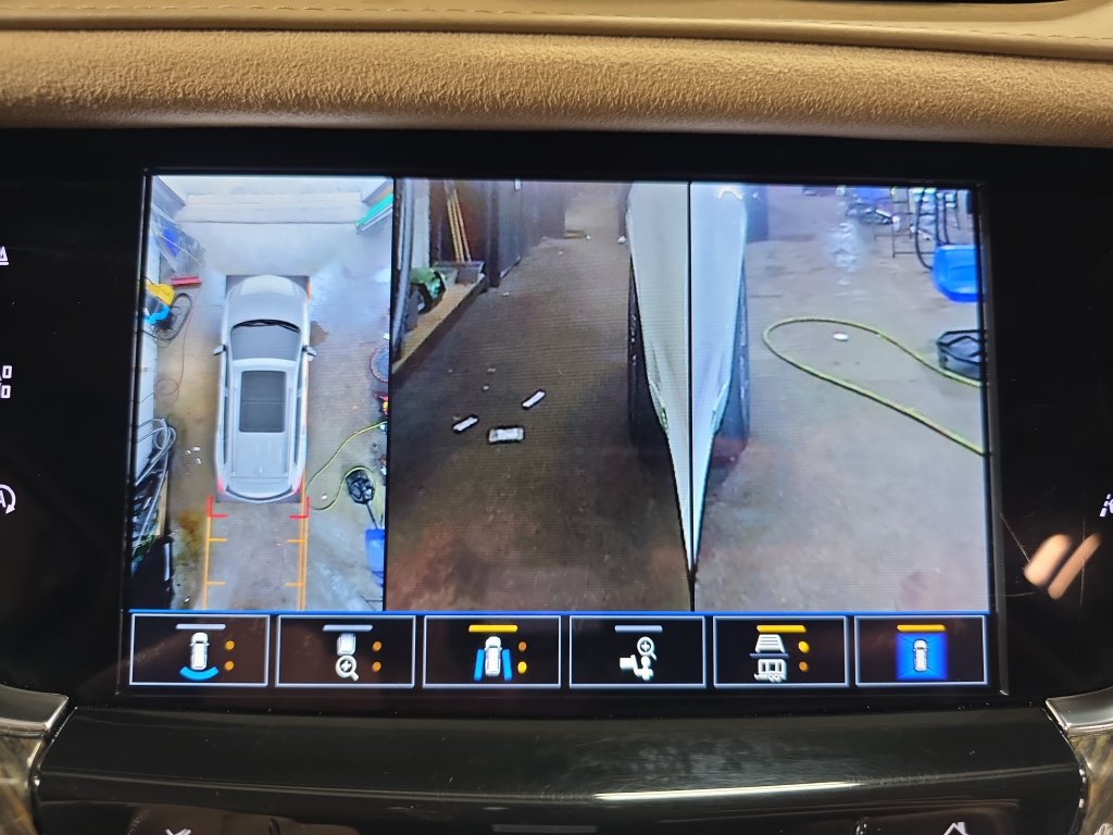 Used 2024 Cadillac XT6 Sport w/ Platinum Package AWD/4WD image 26