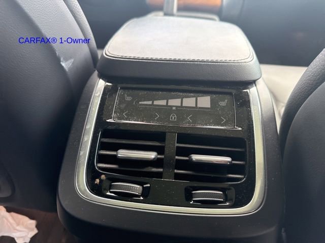 Certified 2024 Volvo XC90 B6 Plus w/ Protection Package image 7