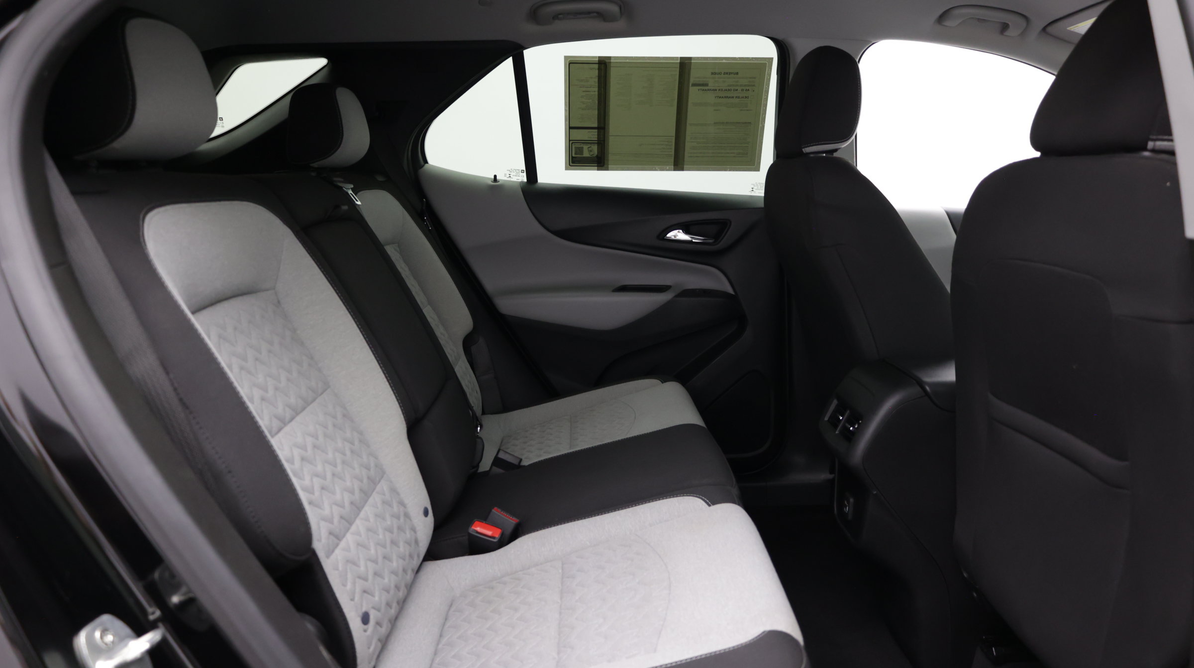 Used 2022 Chevrolet Equinox LS AWD/4WD image 35