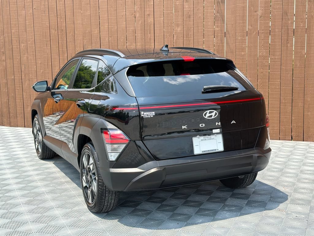 Used 2025 Hyundai Kona SEL FWD image 15