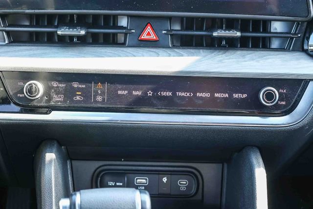 Used 2025 Kia Sportage X-Line image 13