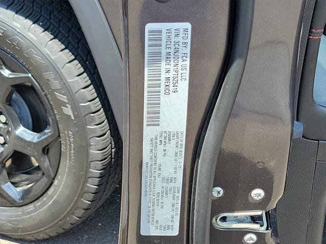 Certified 2023 Jeep Compass Trailhawk w/ Trailhawk Elite Group image 28