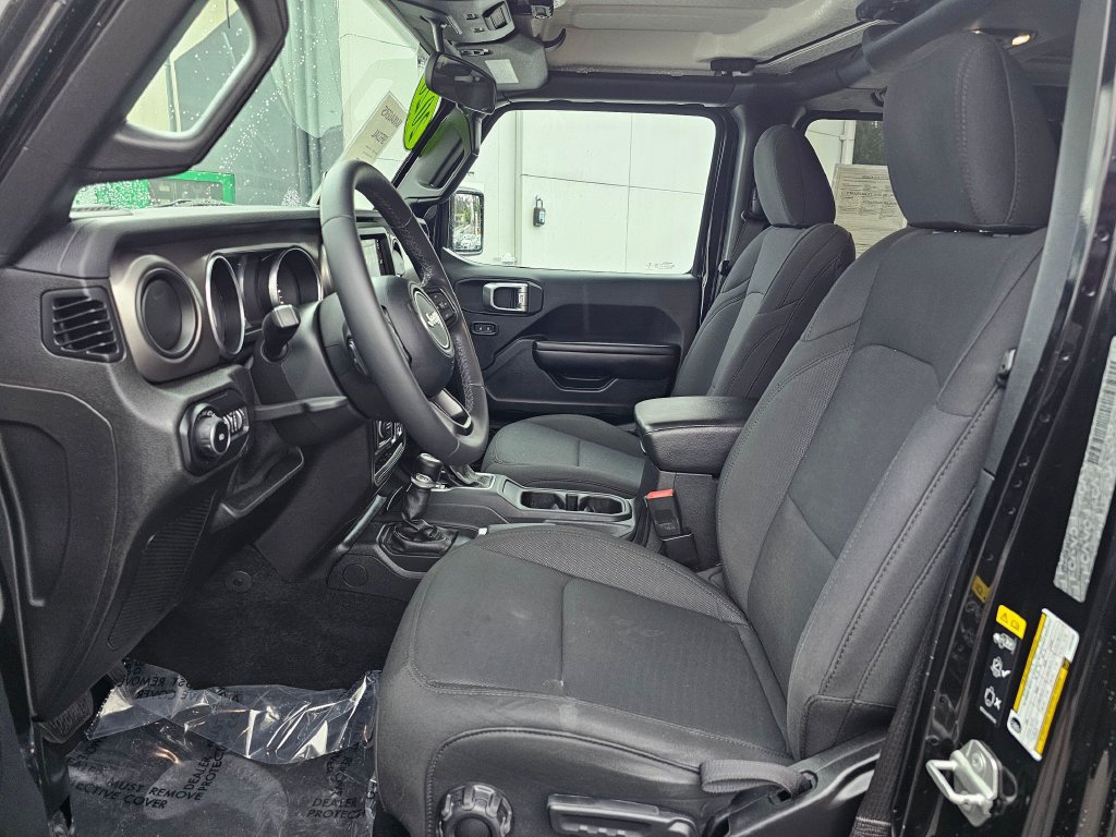 Used 2020 Jeep Wrangler Unlimited Sport AWD/4WD image 18