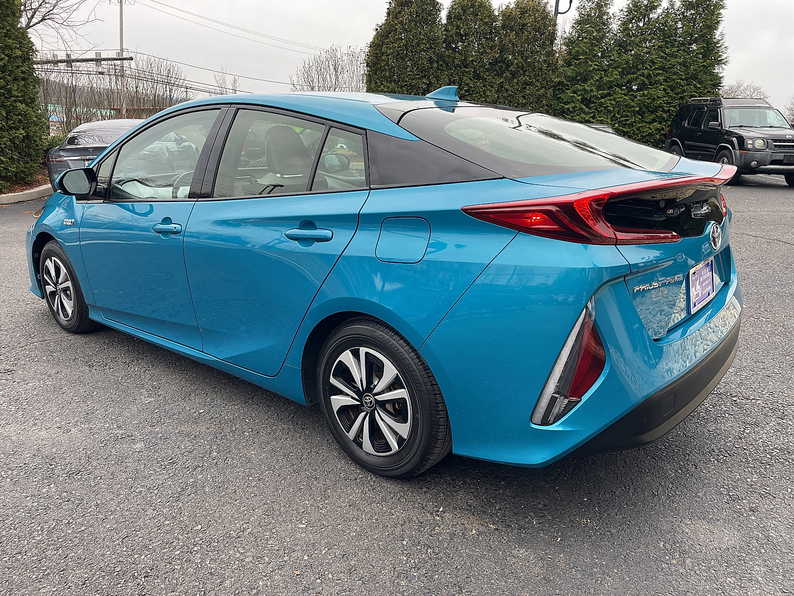 Used 2017 Toyota Prius Prime Premium image 7