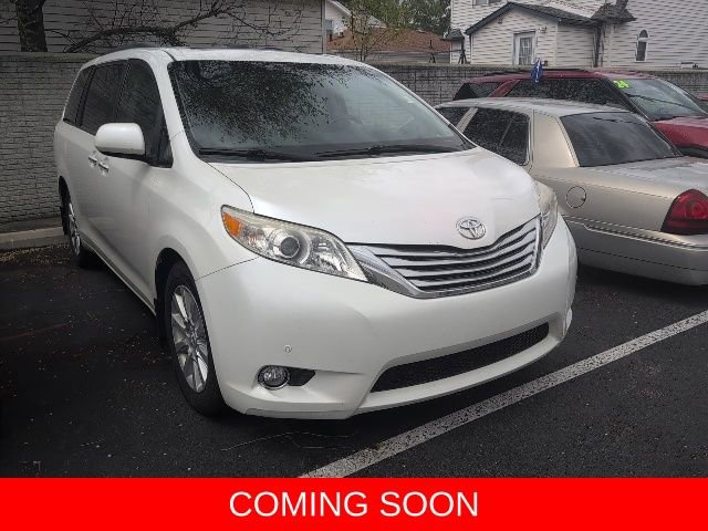 Used 2012 Toyota Sienna Limited w/ Premium Pkg