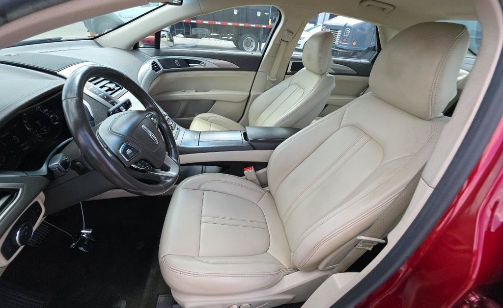 Used 2019 Lincoln MKZ Premiere FWD image 10