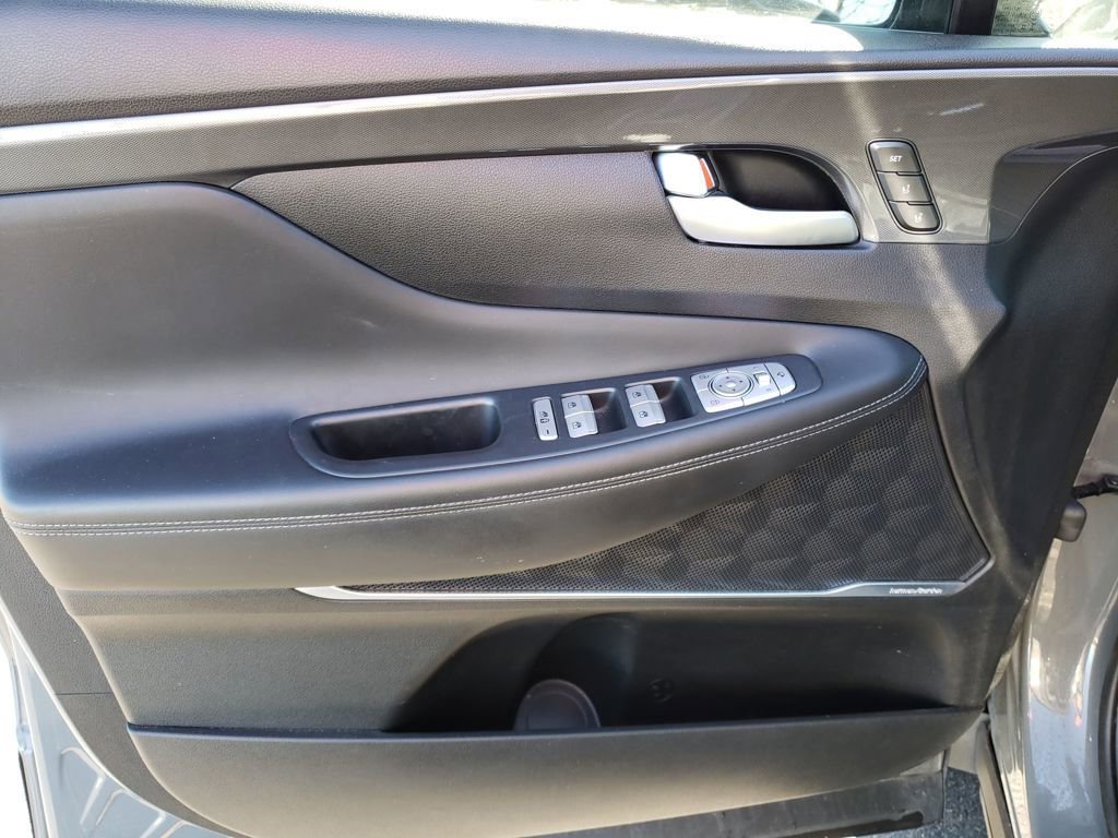 Used 2023 Hyundai Santa Fe Calligraphy image 17