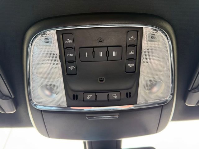 Used 2022 Chrysler 300 S image 21