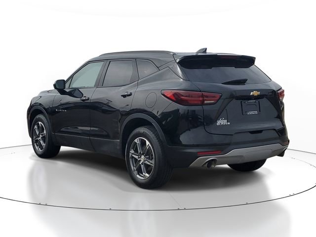 Certified 2024 Chevrolet Blazer LT w/ Convenience Package FWD image 3