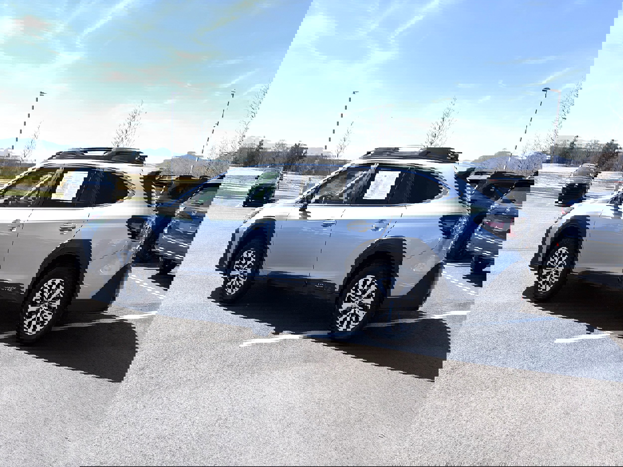 Certified 2025 Subaru Outback Premium AWD/4WD image 5