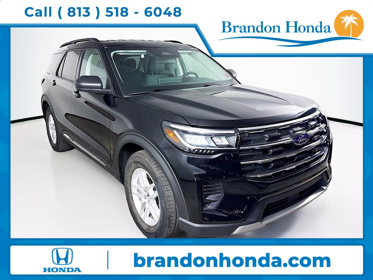 Used 2025 Ford Explorer Active image 1