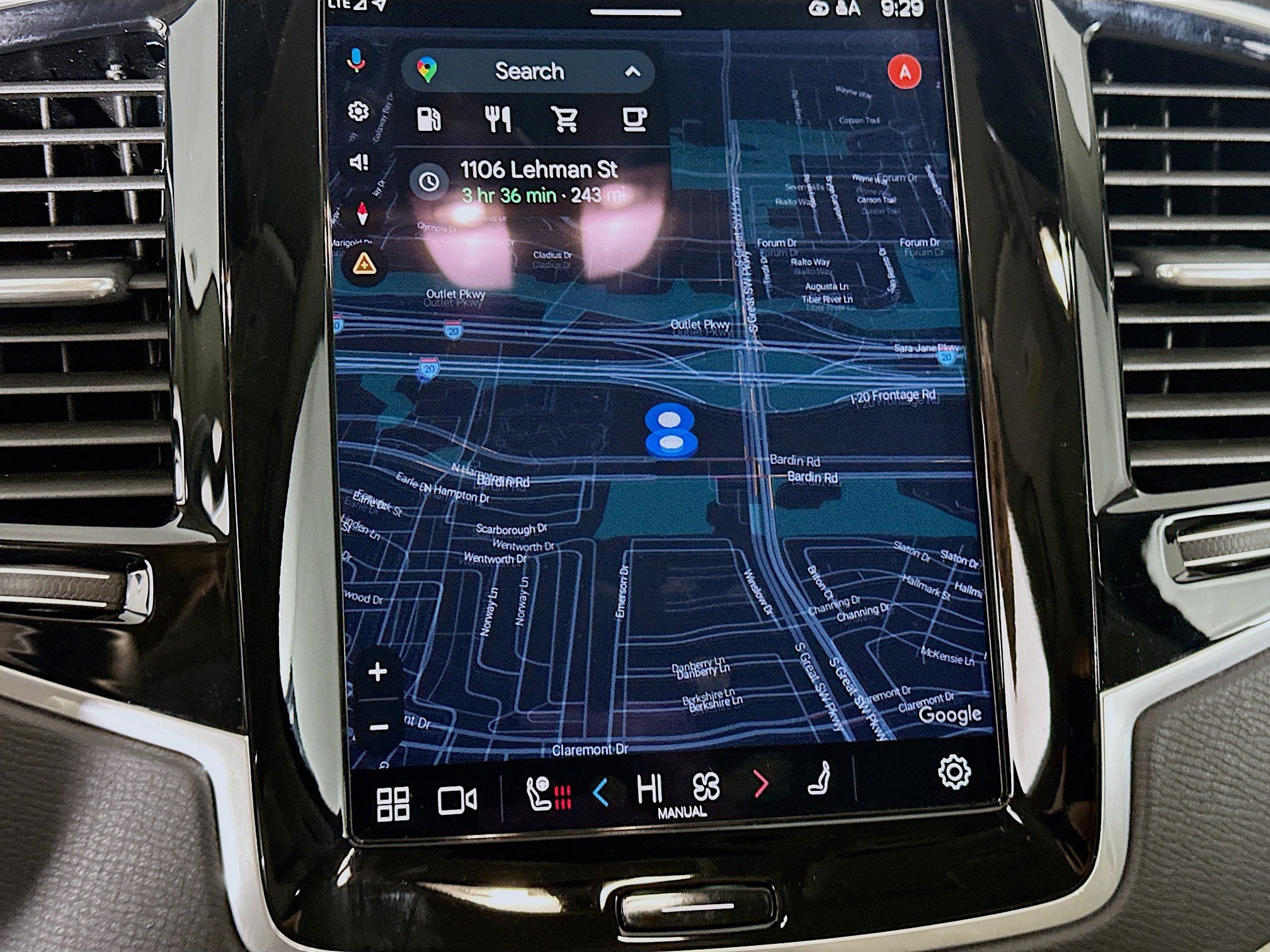 Used 2024 Volvo XC90 B6 Plus image 22