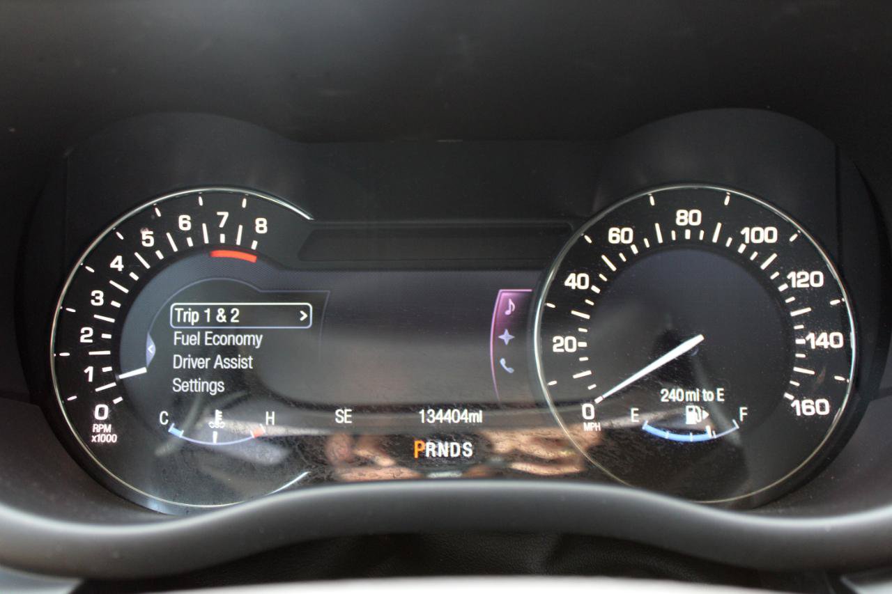 Used 2016 Lincoln MKC Select w/ Select Plus Package AWD/4WD image 23