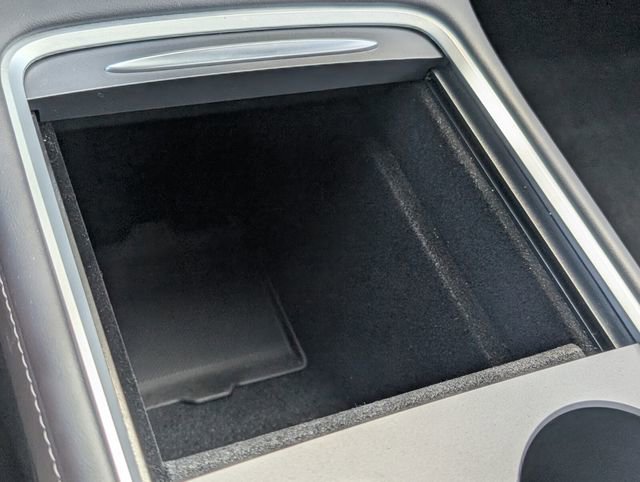 Used 2023 Tesla Model 3 Standard Range image 32